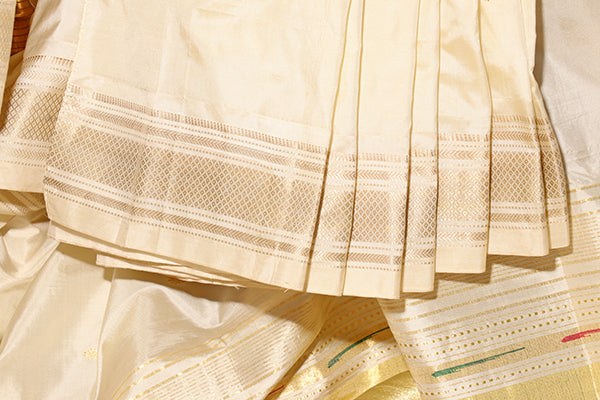 Ivory Blossom – Pure Yeola Paithani (New 315-R-310)