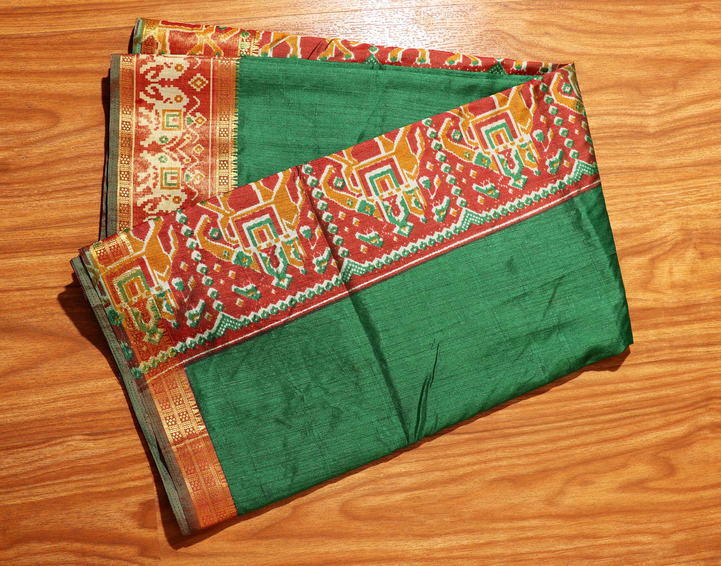Bottle Green & Maroon Patola-Inspired Saree with Zari Accents 102