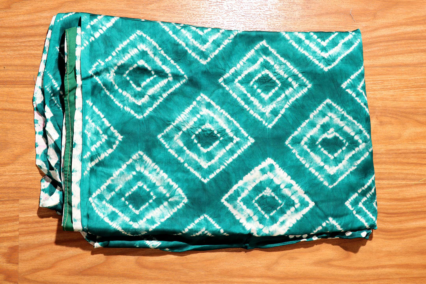 Bottle Green Bandhani Saree with Diamond Motifs and Zari Pallu 114