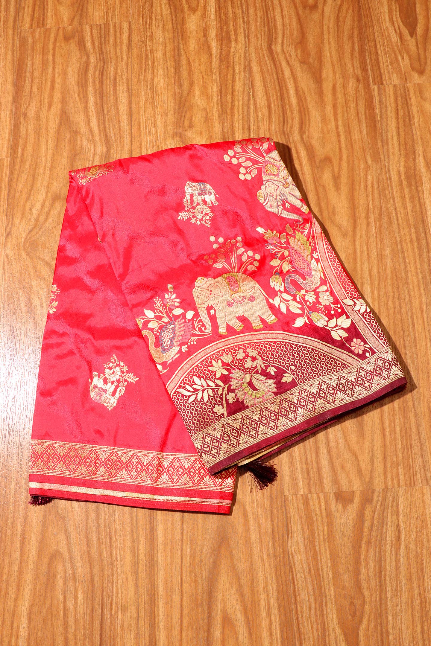 Shocking Pink & Purple Dola Silk Saree with Royal Motifs 060