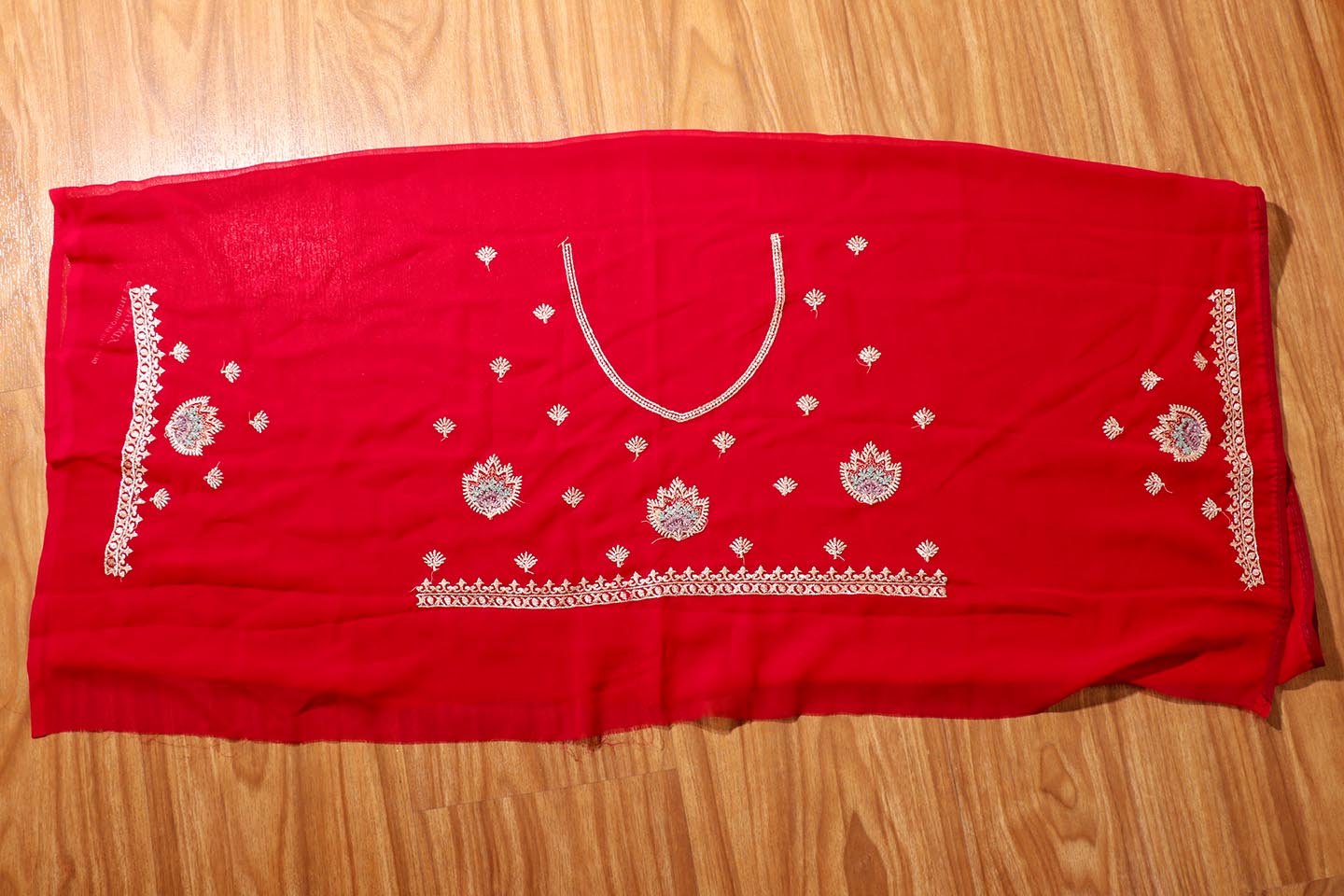 Laal Bahaar 197