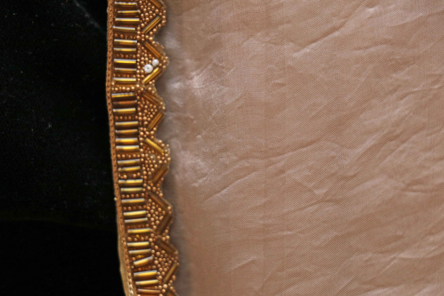 Shwet Kanchan Crushed Tissue Silk Saree