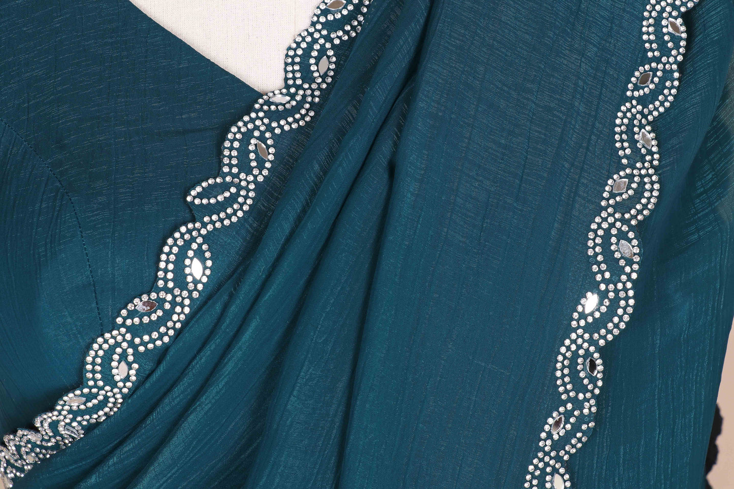 Mayur Veni Crystal Border Chiffon Saree