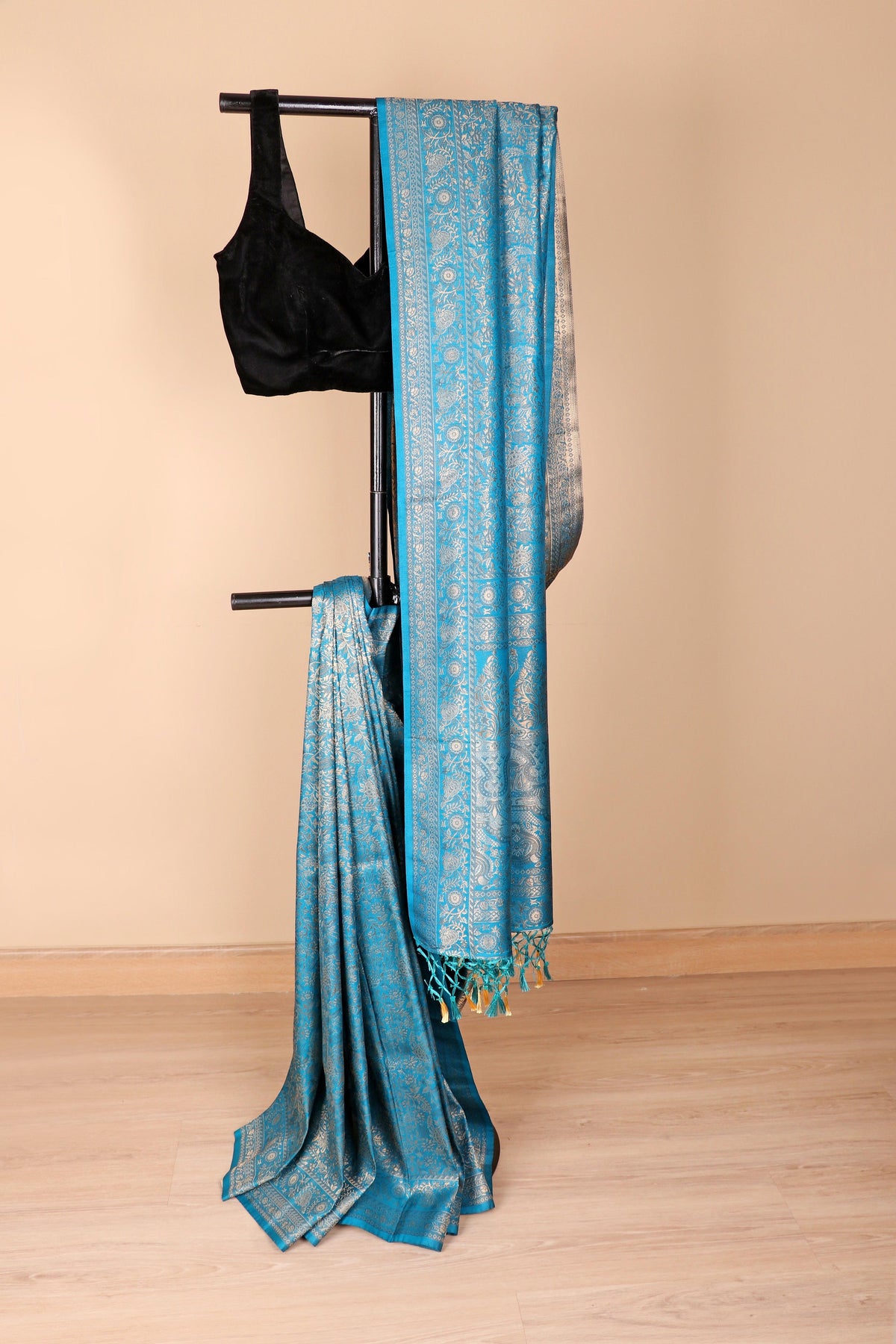 Neel Rajat Banarasi Silk Saree - 750