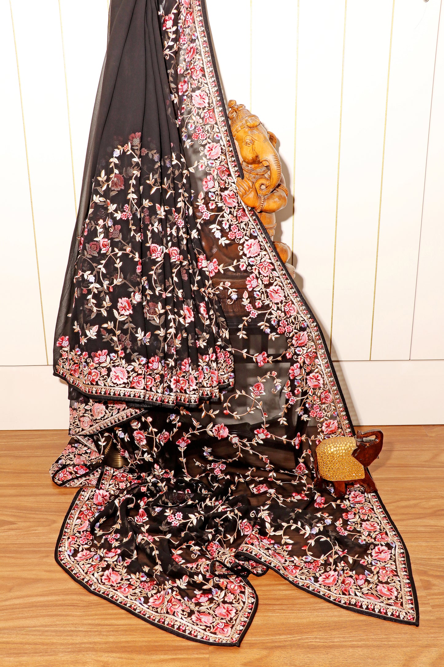 Noor-e-Nazakat Sunehri Phool Parsi Gara Saree 549