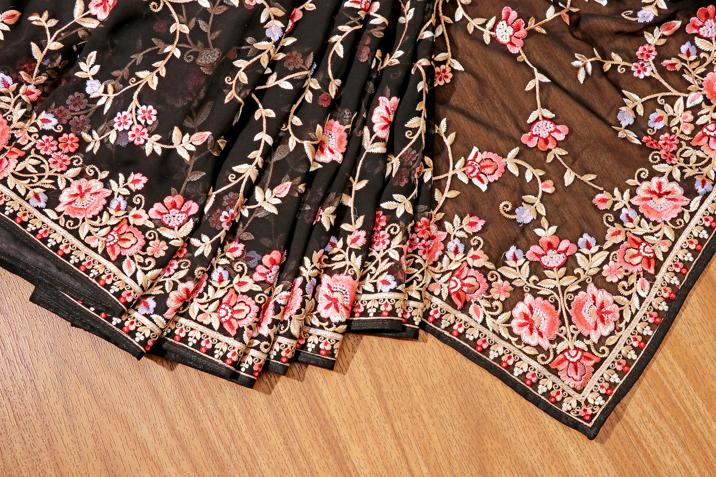 Noor-e-Nazakat Sunehri Phool Parsi Gara Saree 549