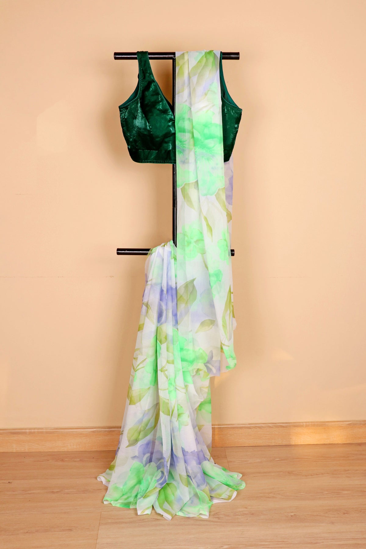 Shwet Harit Pushpa Chiffon Saree - 924