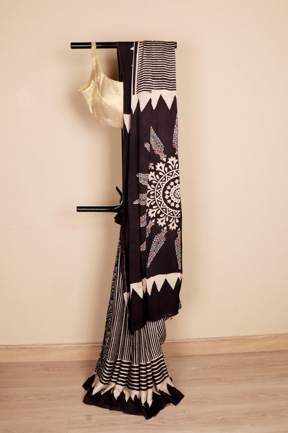 Shyamal Shwet Chakra Batik Saree - 927