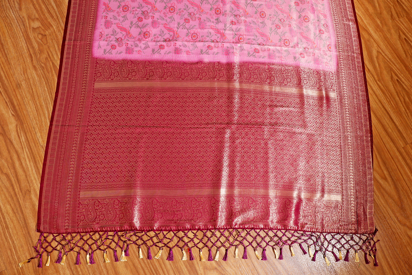 Gulabyaar Saree 556