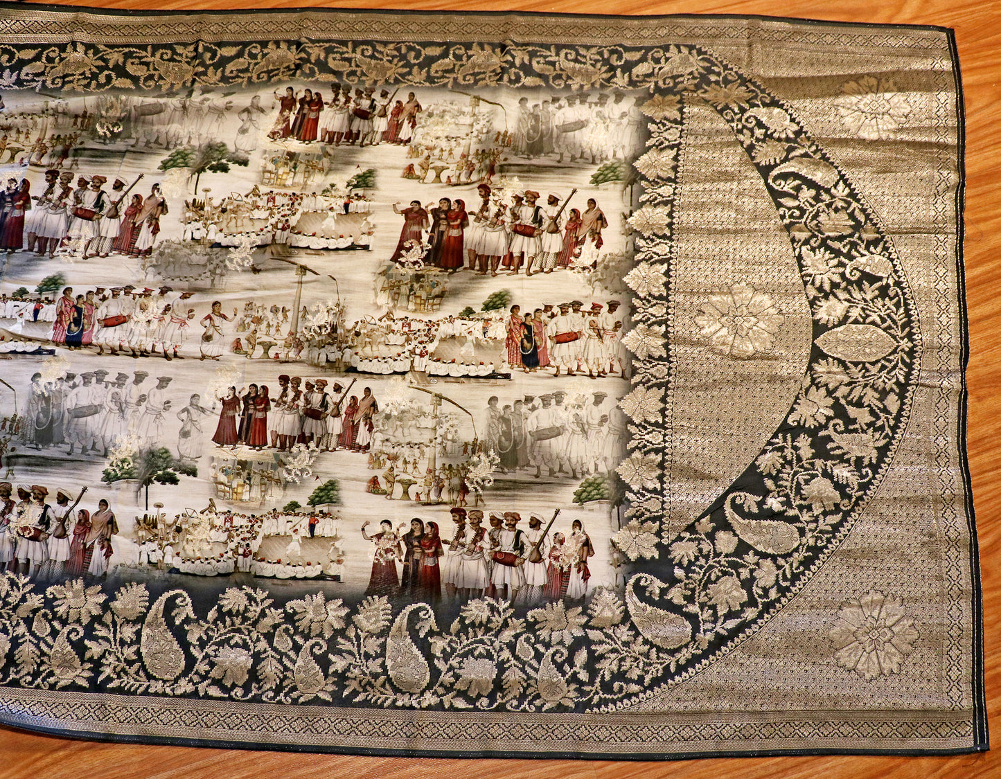 Darbaar-e-Noor Saree 558