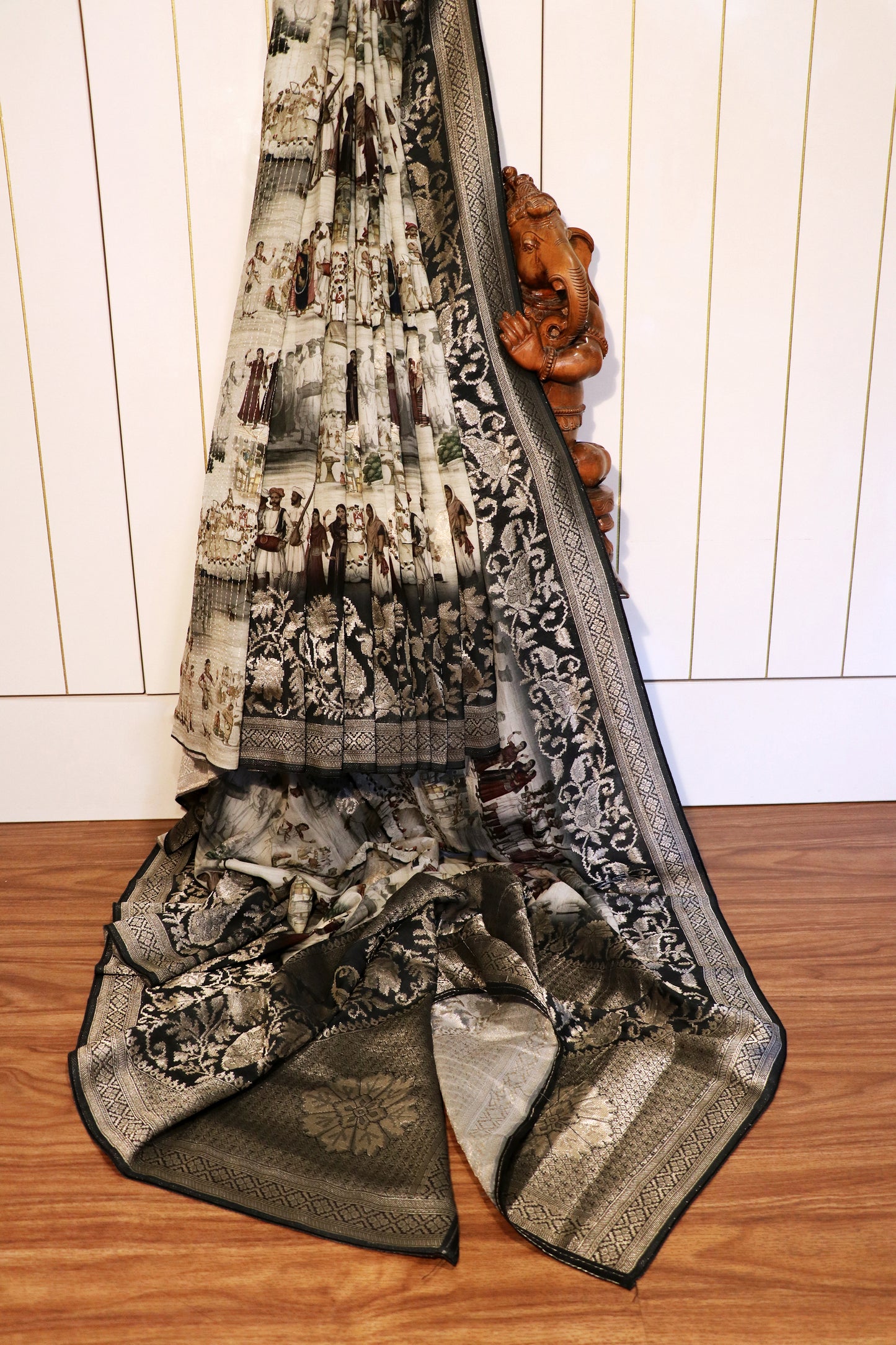 Darbaar-e-Noor Saree 558