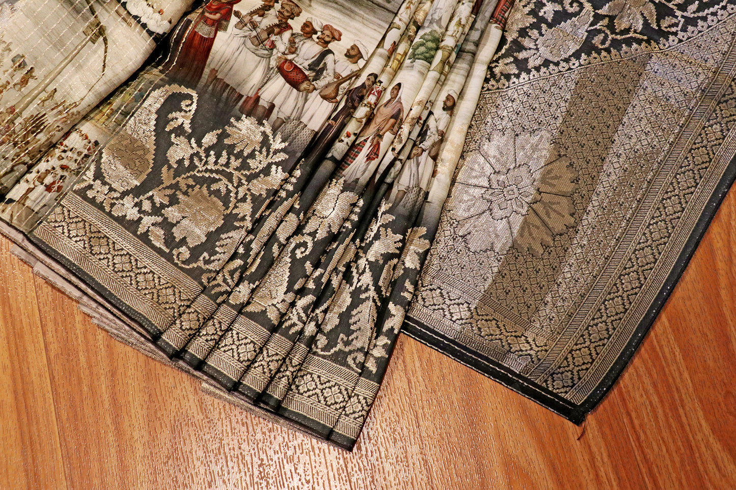 Darbaar-e-Noor Saree 558