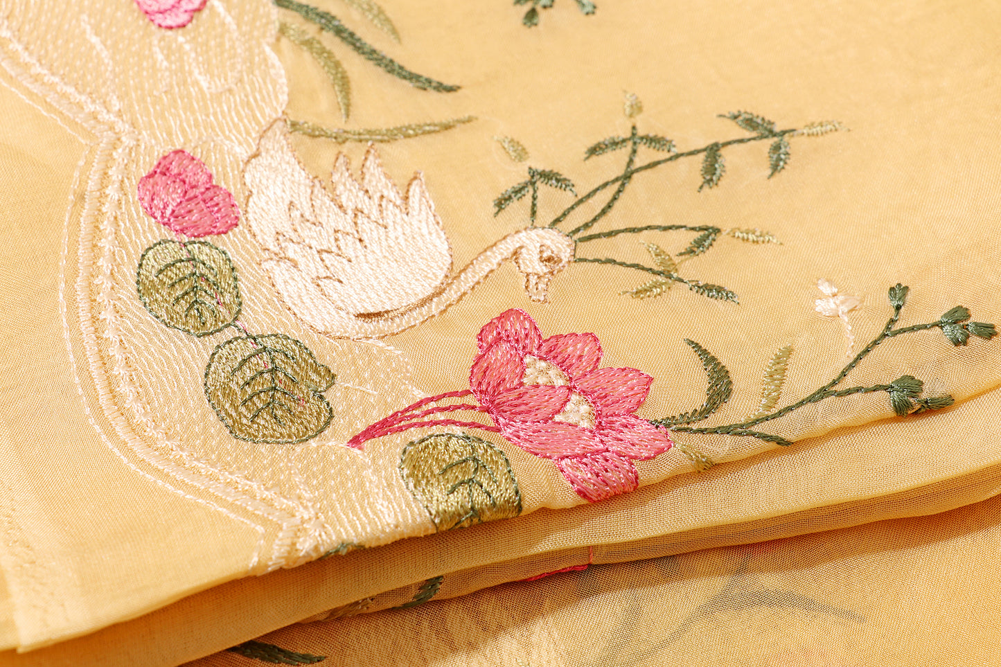 Sunehri Saawan Saree 561