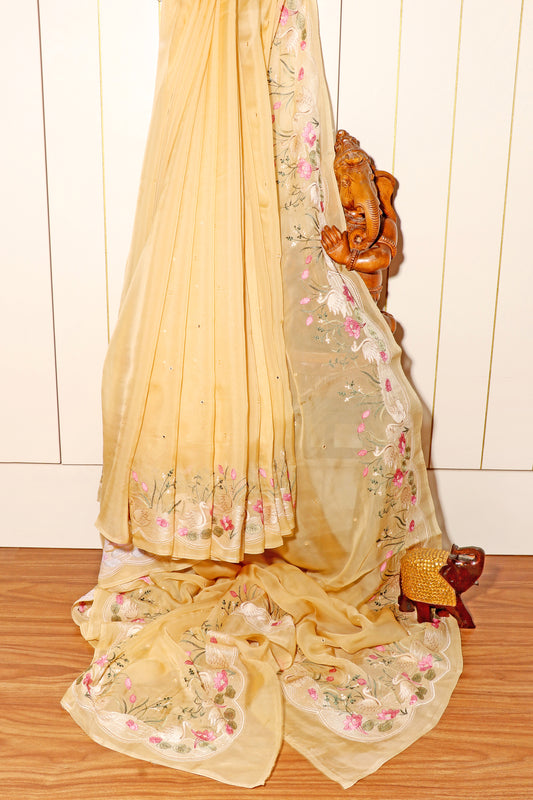 Sunehri Saawan Saree 561