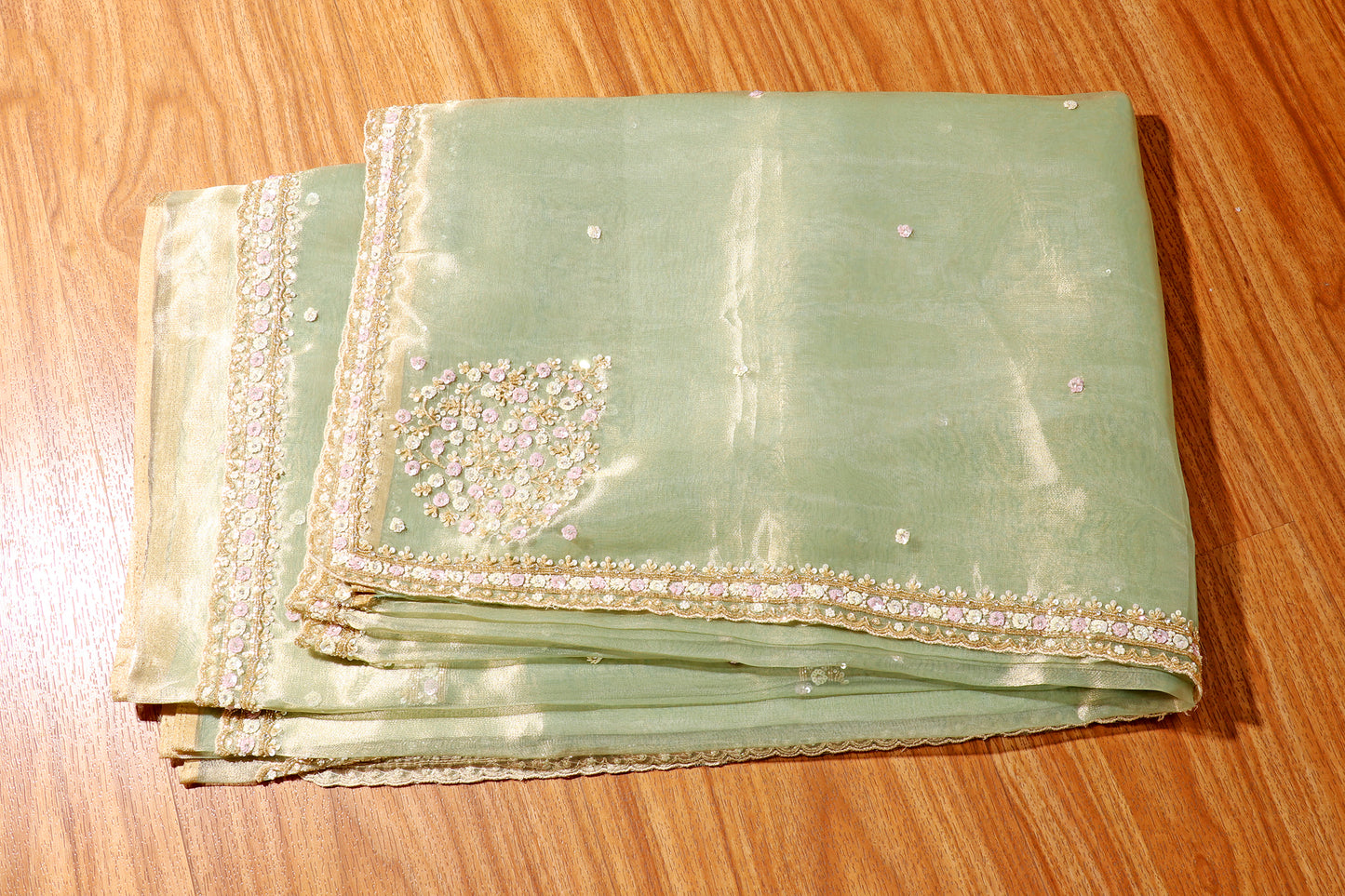 Noor-e-Mizaj Saree 562