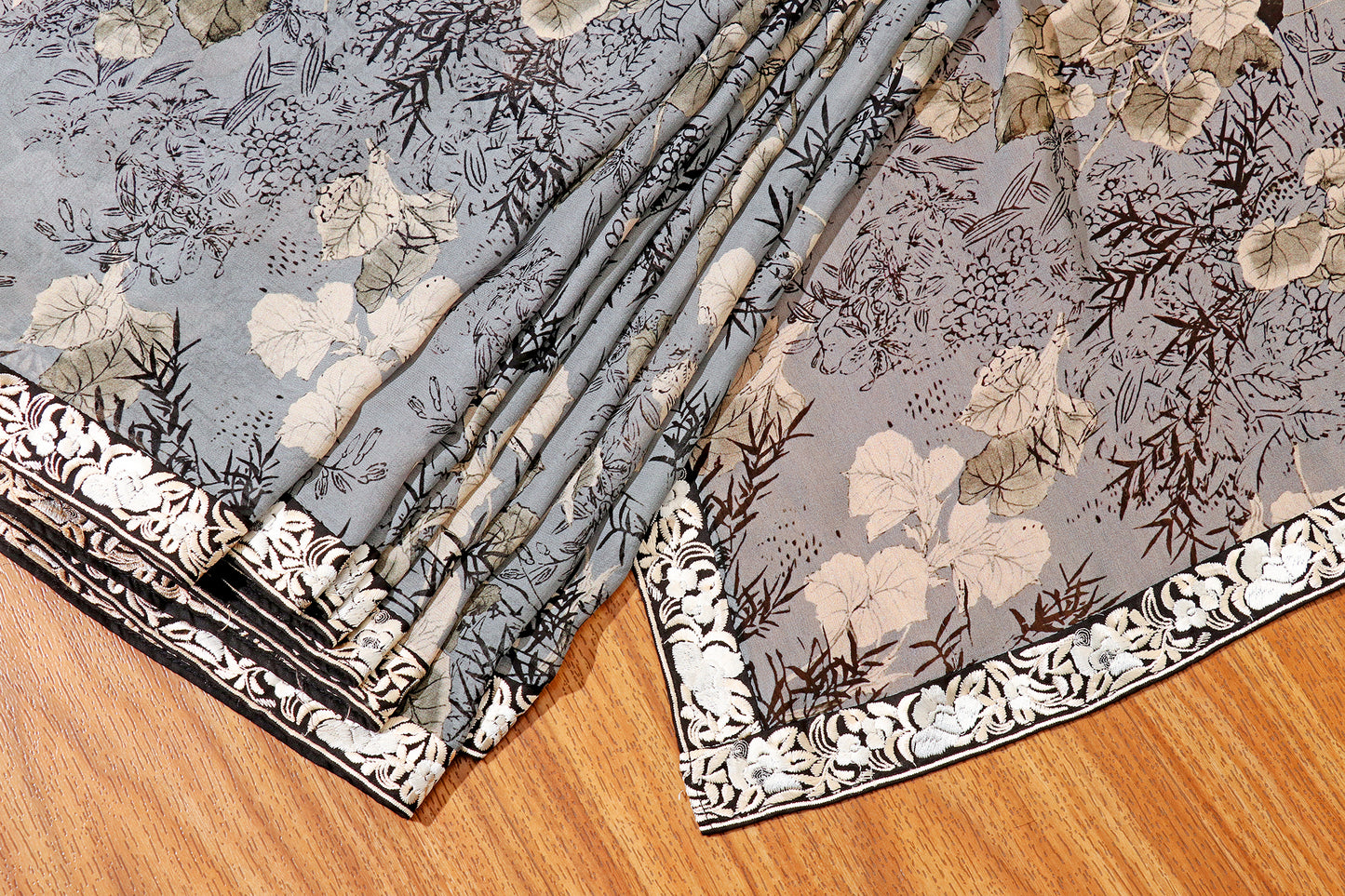 Noor-e-Falak Saree 563