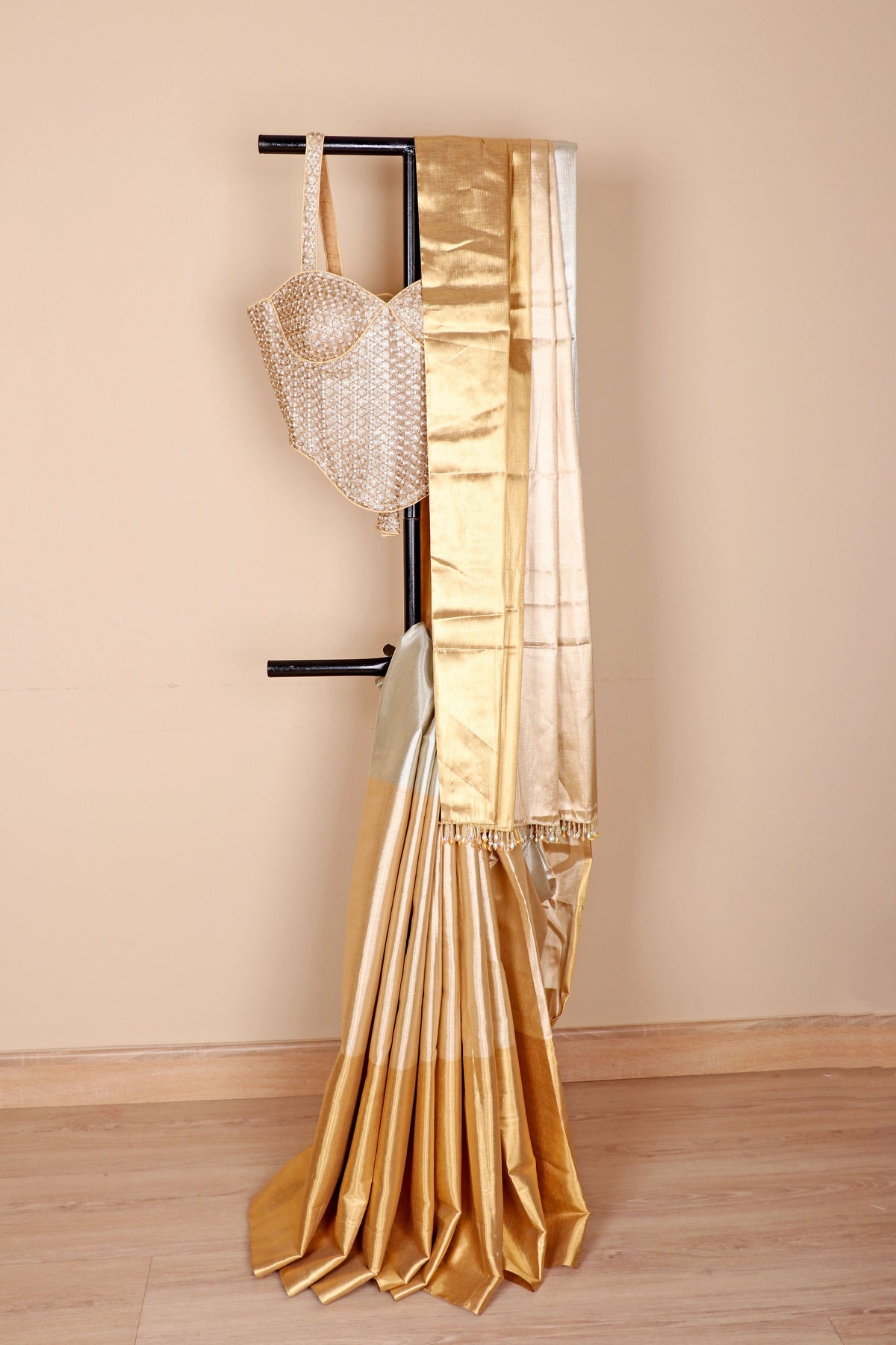 Gold Silver Tissue Silk Saree - 986