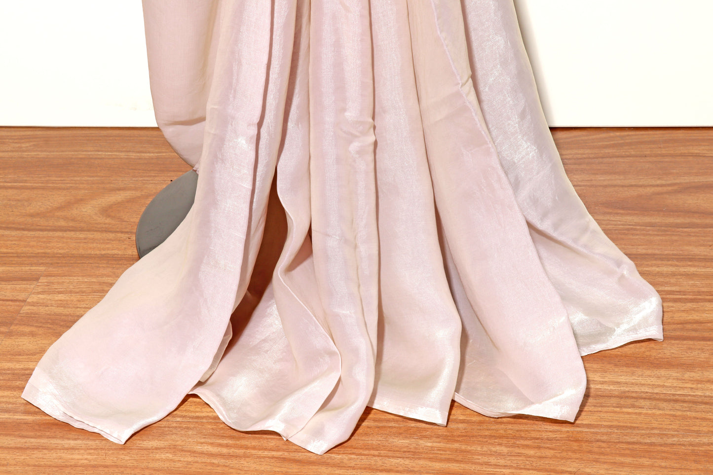 Gulabi Roshan Shimmer Tissue Silk Saree - 611