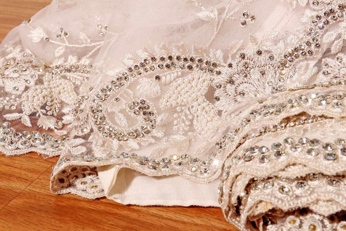 Silver Frost – Crystal Embroidered Net Saree 019