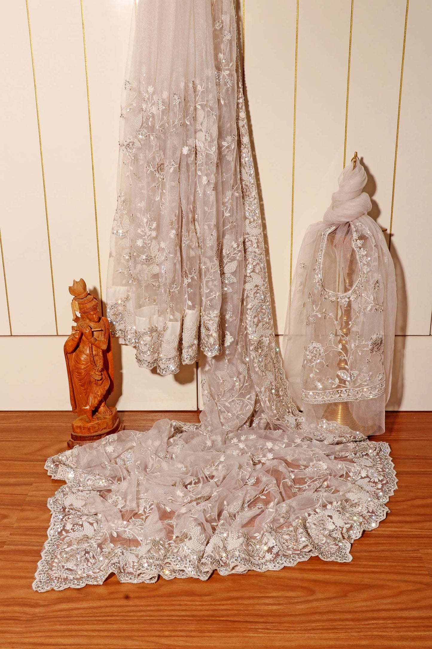 Silver Frost – Crystal Embroidered Net Saree 019