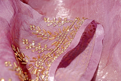 Lilac Radiance – Metallic Silk Elegance 501