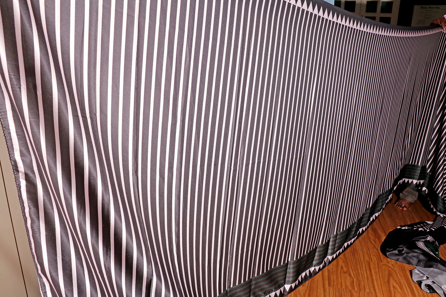 Midnight Metro Saree 540
