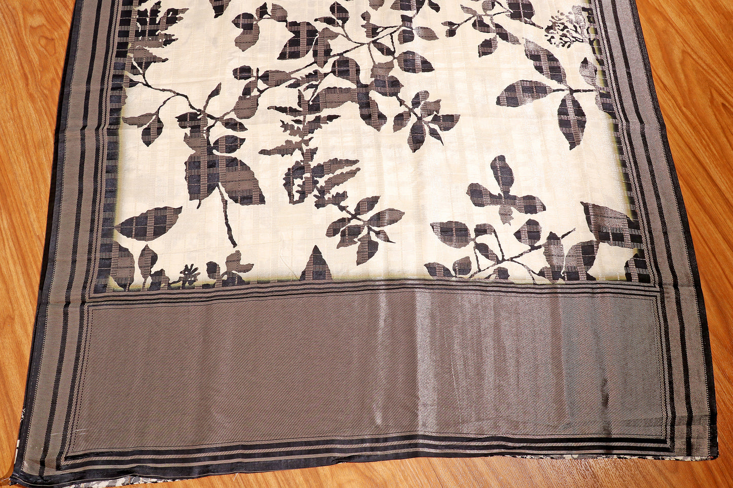 Chandni Charcoal Saree 544