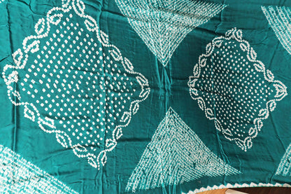 Bottle Green Bandhani Saree with Diamond Motifs and Zari Pallu 114