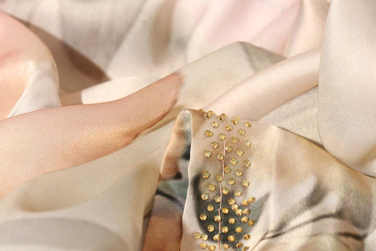 Grey Beige Georgette Saree with Floral Print and Swarovski Border 116