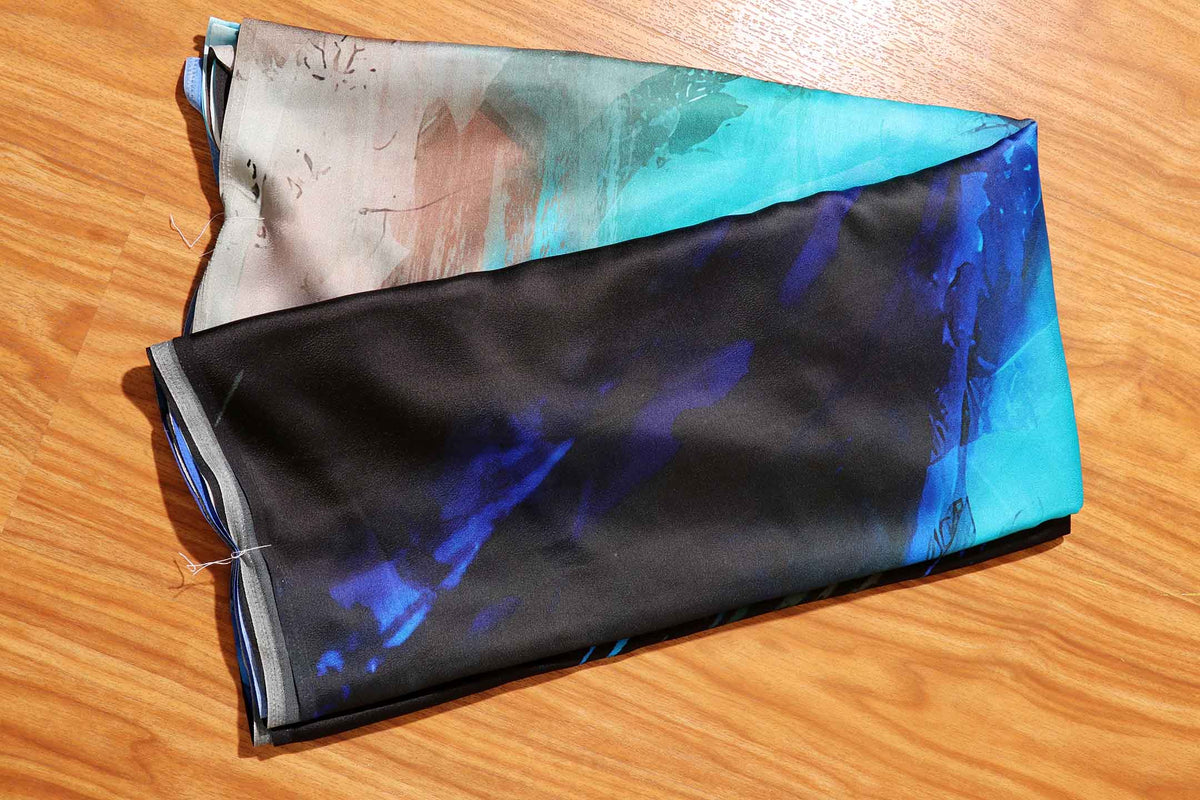 Ocean Mirage – Abstract Print Chiffon Saree 122