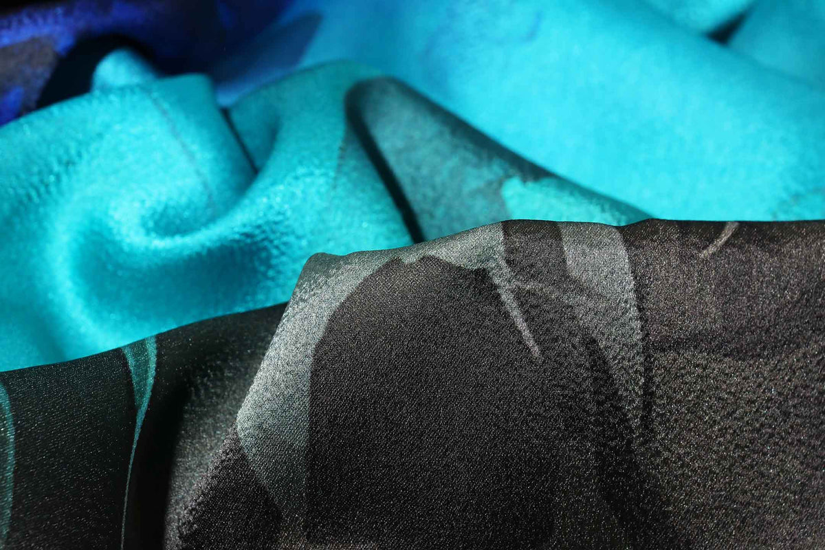 Ocean Mirage – Abstract Print Chiffon Saree 122
