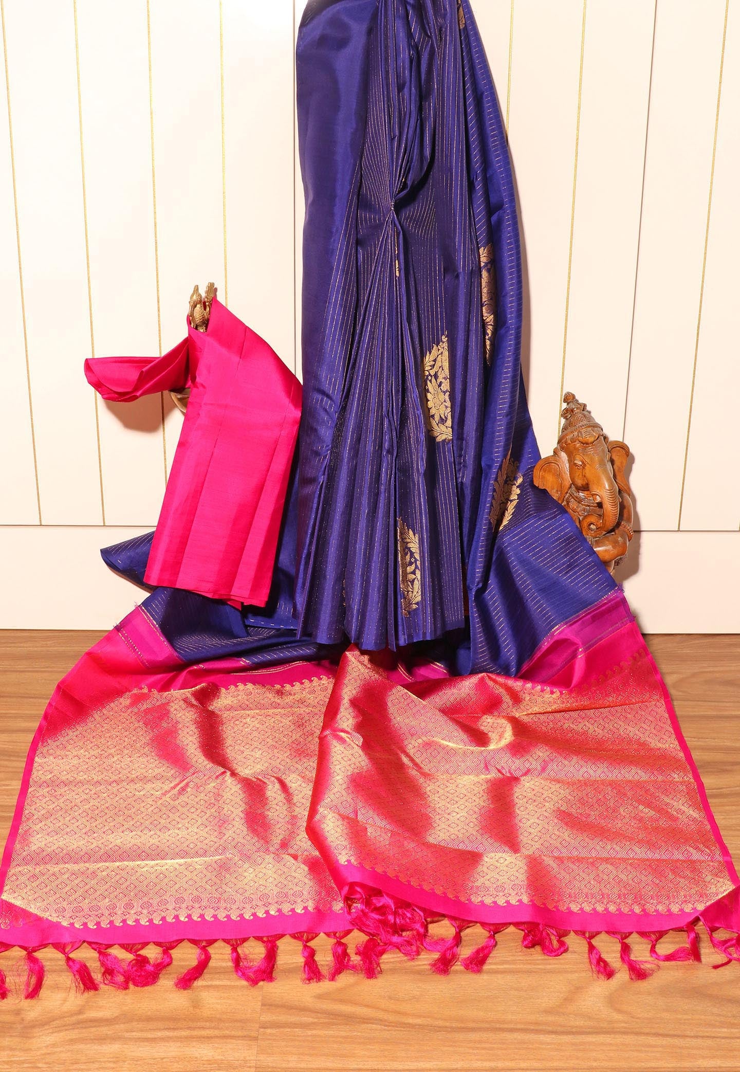 Blueberry & Rani Pink Kanjeevaram Silk Saree 050