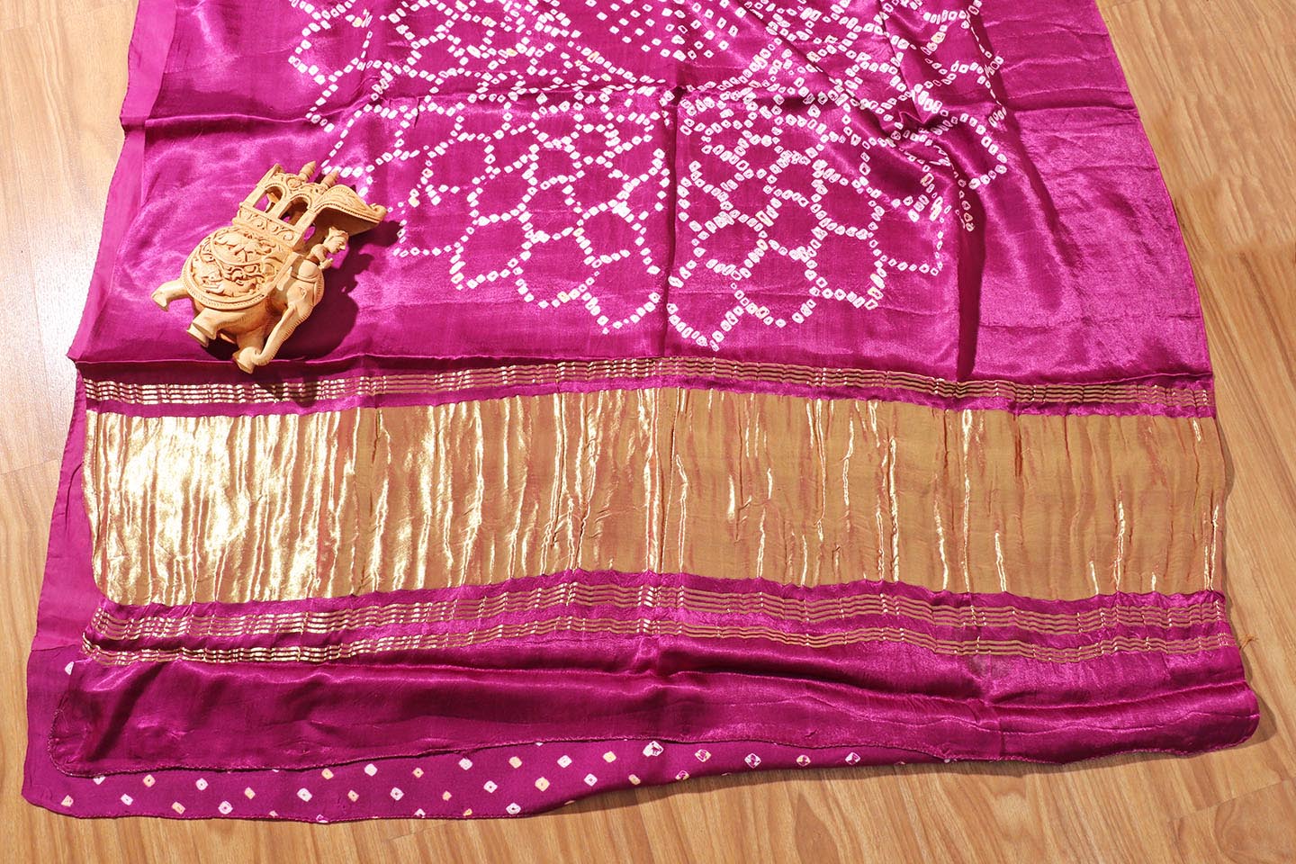 Royal Purple Handcrafted Bandhani Silk Saree 054