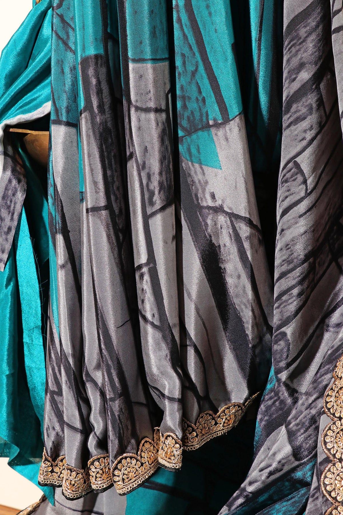 Teal Stone Digital Print  Pre-Draped Saree with Gota Lace Border 068