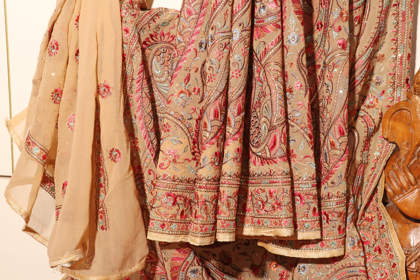 Champagne Beige Kashmiri Embroidered Georgette Saree with Gold Accents 090