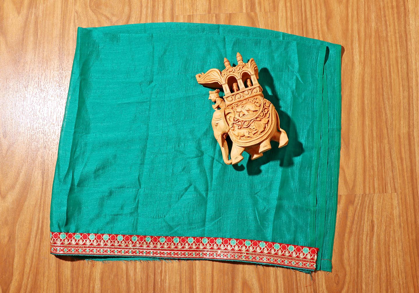 Rajnandini – Red Bandhani Georgette Saree with Gota Patti Border 130