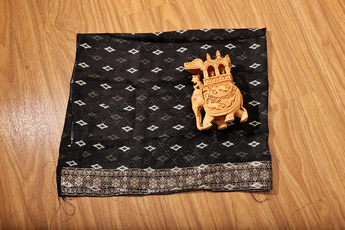 Vanika - A Handloom Silk Ikat Saree 155