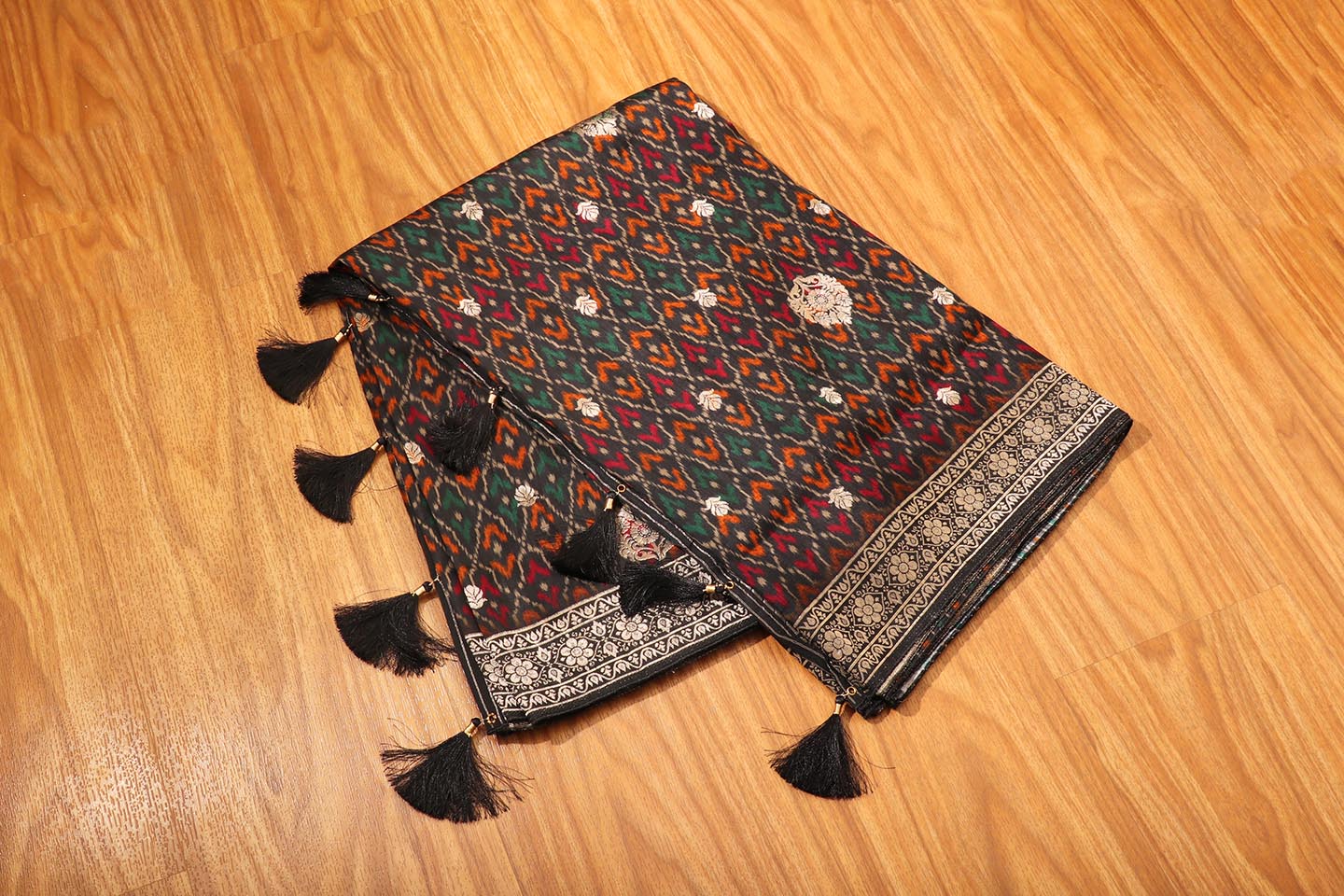 Vanika - A Handloom Silk Ikat Saree 155