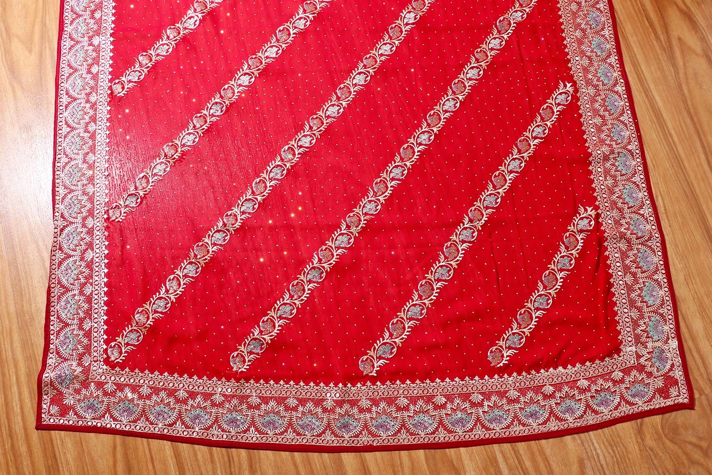 Laal Bahaar 197